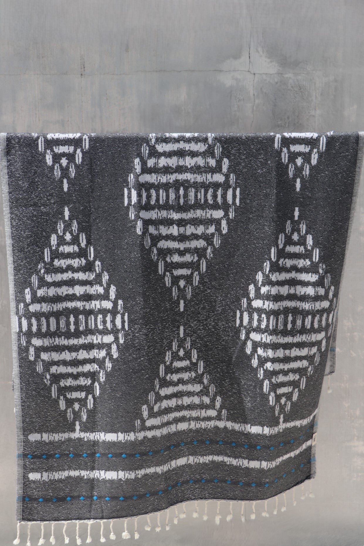 Bermagui black towel hanging