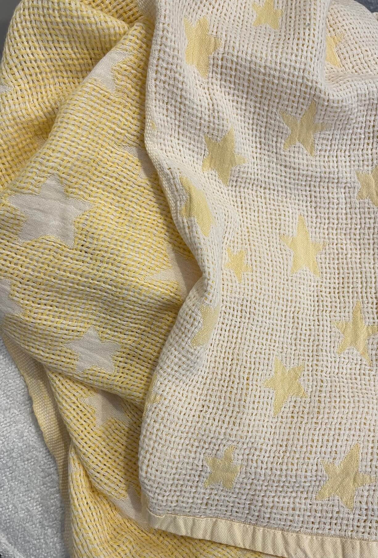 double sided baby blanket with yellow stars